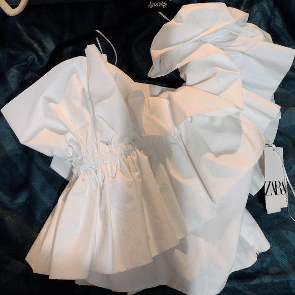 Zara | Tops | Zara Poplin Top With Ruffles Large But Fits A Size Small |  Poshmark